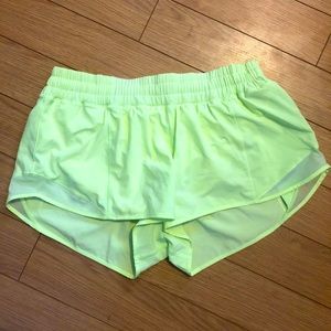 Lululemon Hottie Hot Short